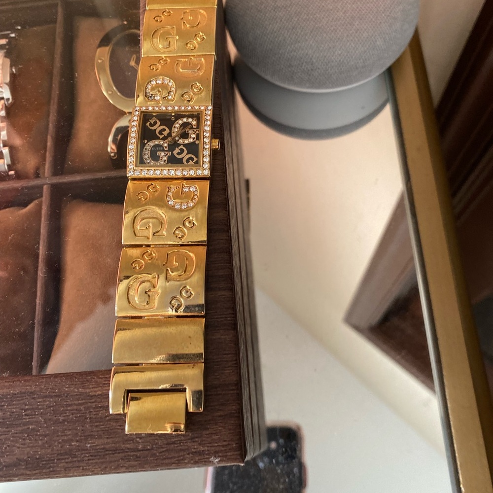 Guess watch